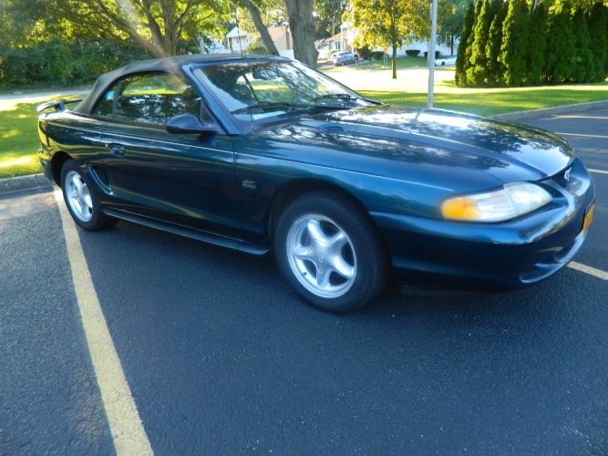 1994 Ford Mustang