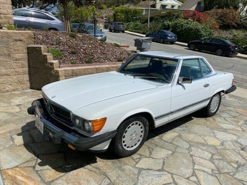 1987 Mercedes-Benz 560 SL