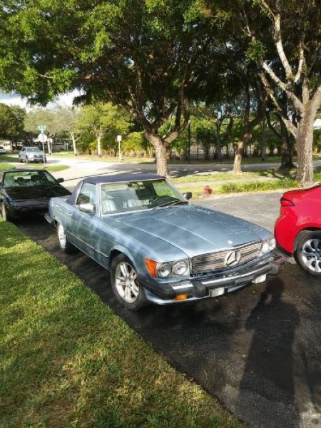 1986 Mercedes-Benz 560 SL