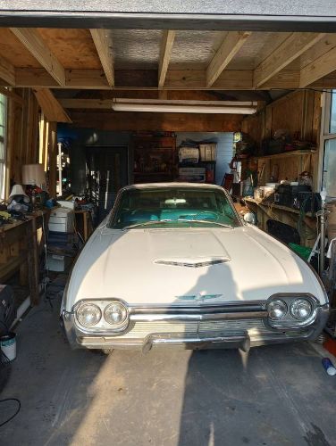 1961 Ford Thunderbird