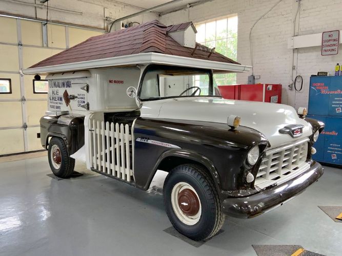 1955 Chevrolet Apache