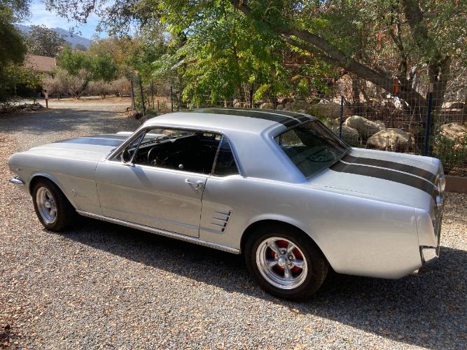 1966 Ford Mustang