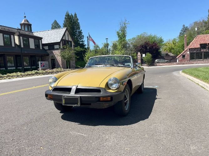 1975 MG MGB