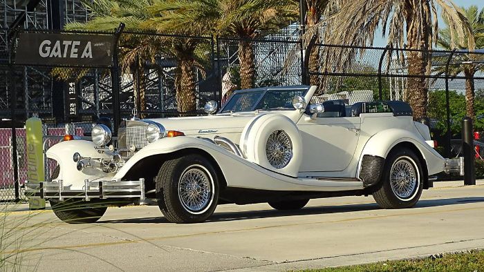 1985 Excalibur Series 5