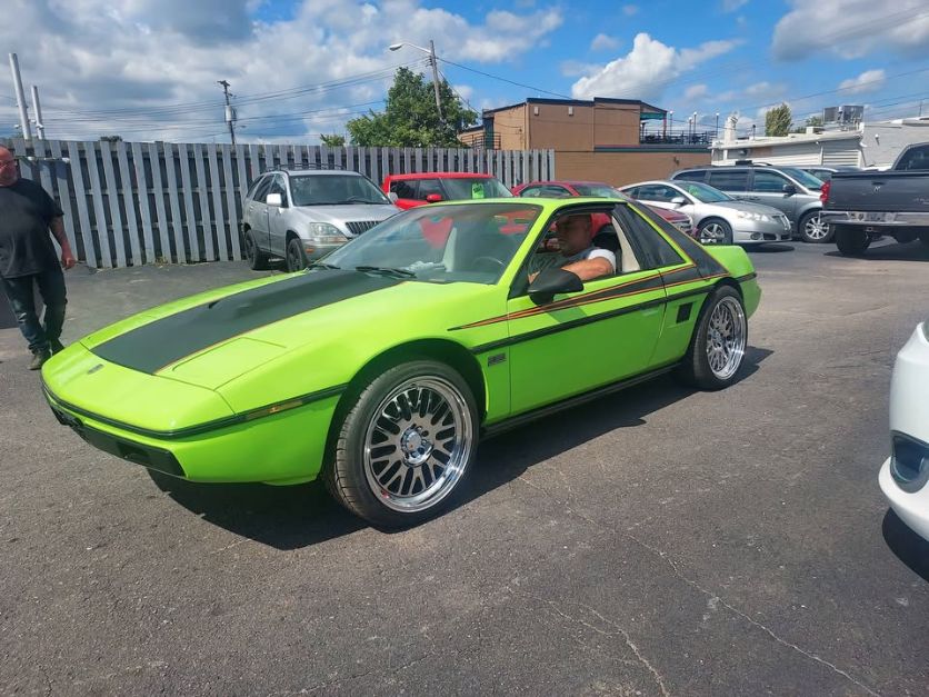 1984 Pontiac Fiero