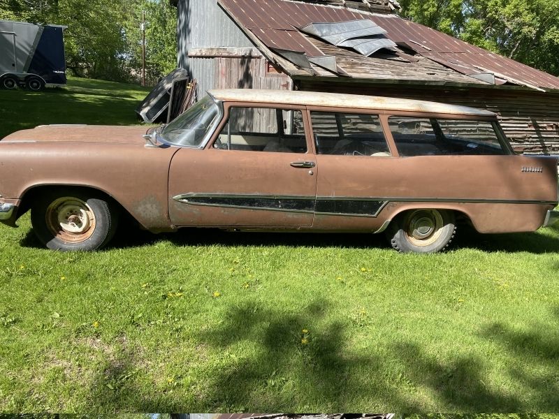 1958 Plymouth Suburban