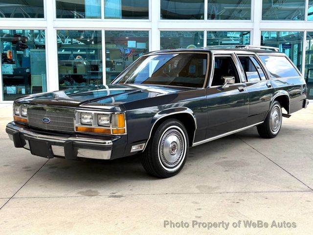 1988 Ford Crown Victoria