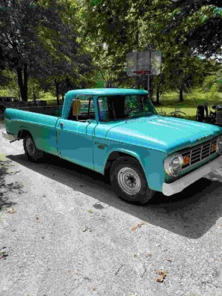 1966 Dodge D200