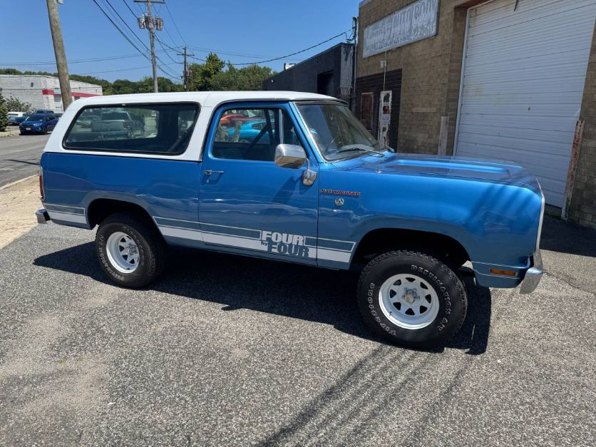 1975 Dodge Ramcharger