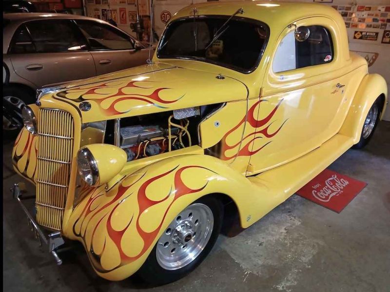 1935 Ford Coupe