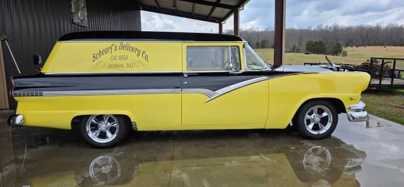 1956 Ford Sedan