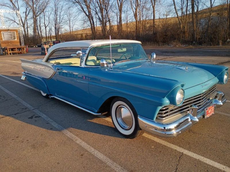 1957 Ford Fairlane