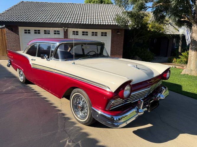 1957 Ford Fairlane 500