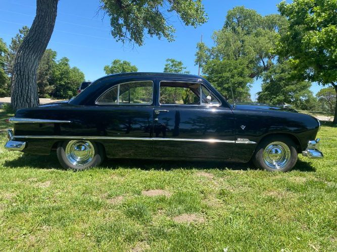 1951 Ford Deluxe