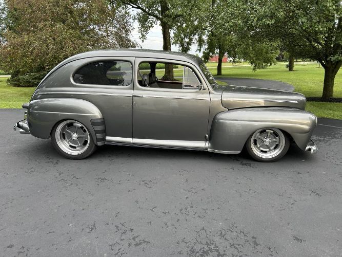 1946 Ford Deluxe