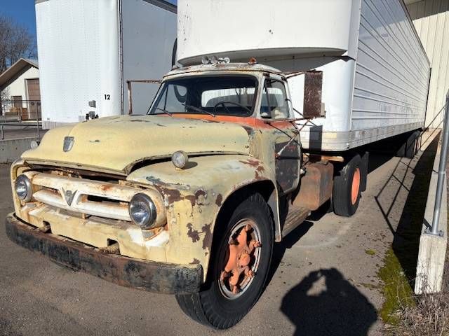 1953 Ford Car Hauler
