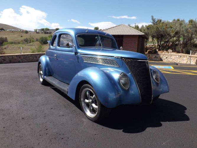 1937 Ford Mustang
