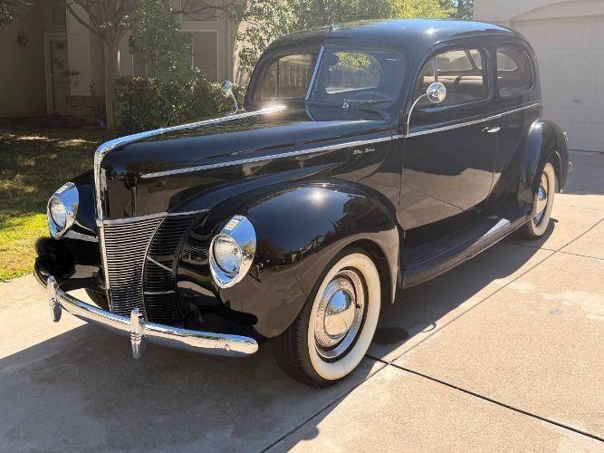 1940 Ford Deluxe