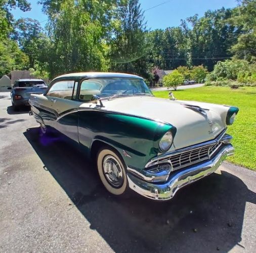 1956 Ford Fairlane