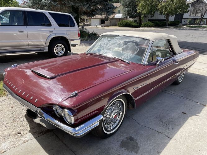 1964 Ford Thunderbird