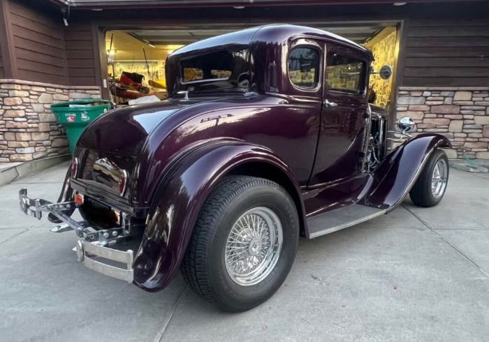 1931 Ford Deluxe