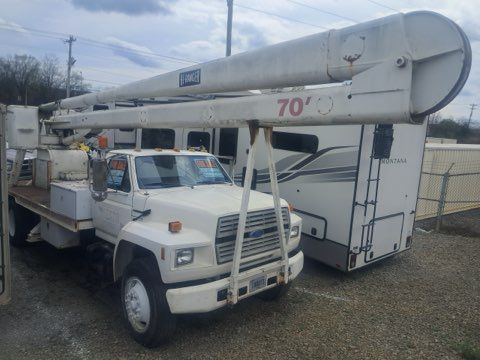 1993 Ford F800