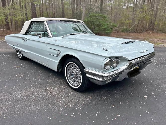 1965 Ford Thunderbird