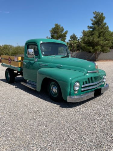 1950 International Harvester L110