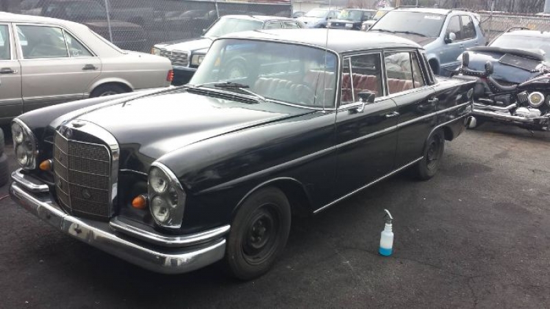 1963 Mercedes-Benz 220