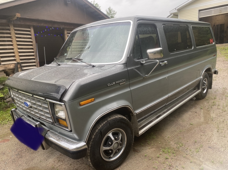 1989 Ford E-150