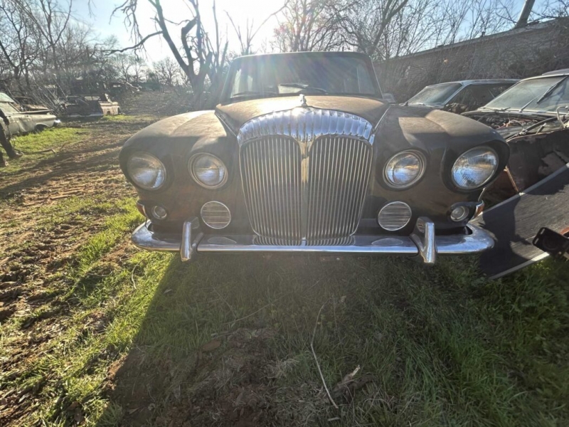 1976 Daimler DS420