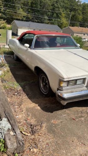 1975 Pontiac Grand Ville
