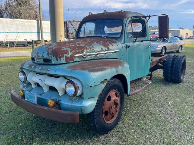 1952 Ford F-6