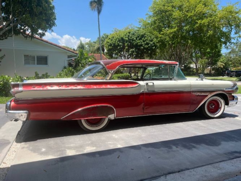 1957 Mercury Monterey