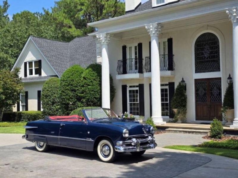 1951 Ford Deluxe