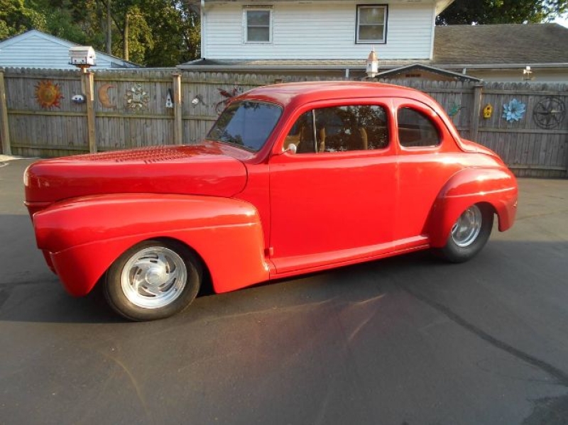 1946 Ford Deluxe