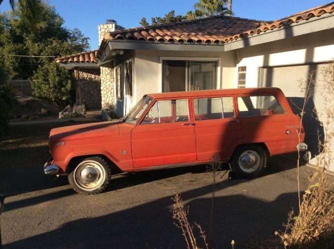 1964 Jeep Grand Wagoneer