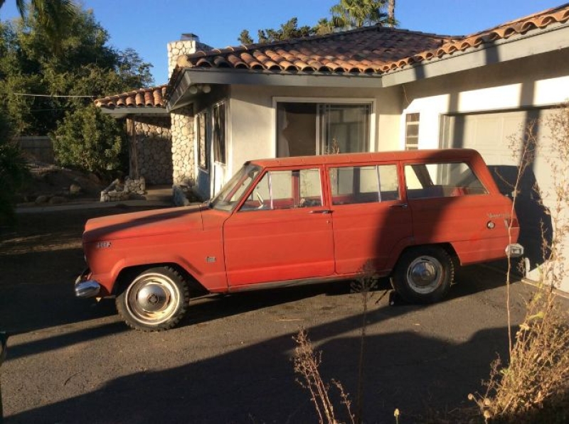 1964 Jeep Grand Wagoneer