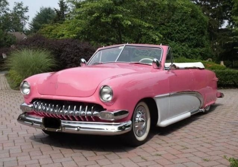1951 Ford Custom Deluxe