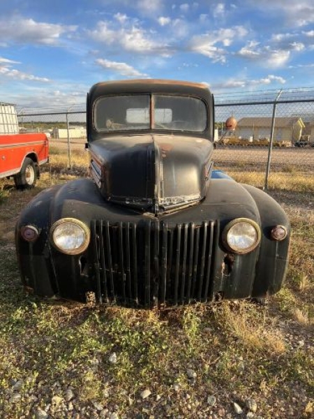1948 Ford F-1