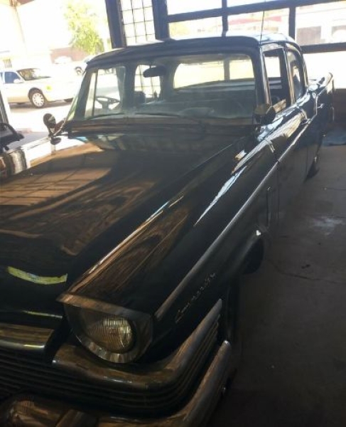 1957 Studebaker Commander