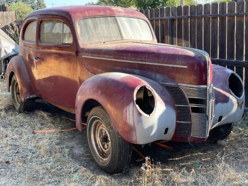 1940 Ford Deluxe