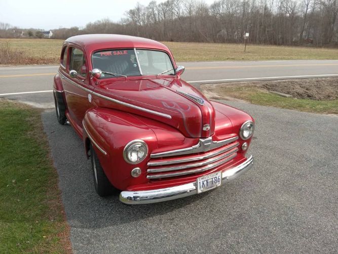 1947 Ford Deluxe