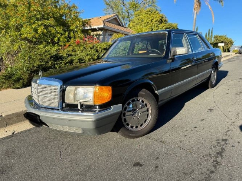 1988 Mercedes-Benz 560 SL
