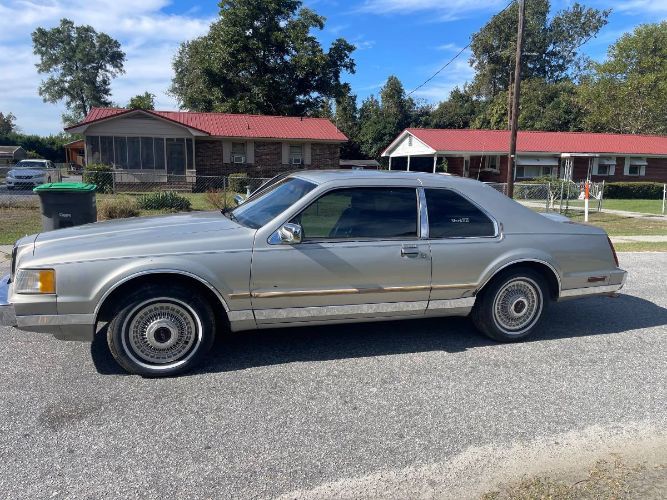 1988 Lincoln Mark VIII