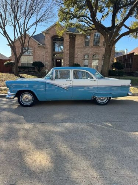 1956 Ford Fairlane