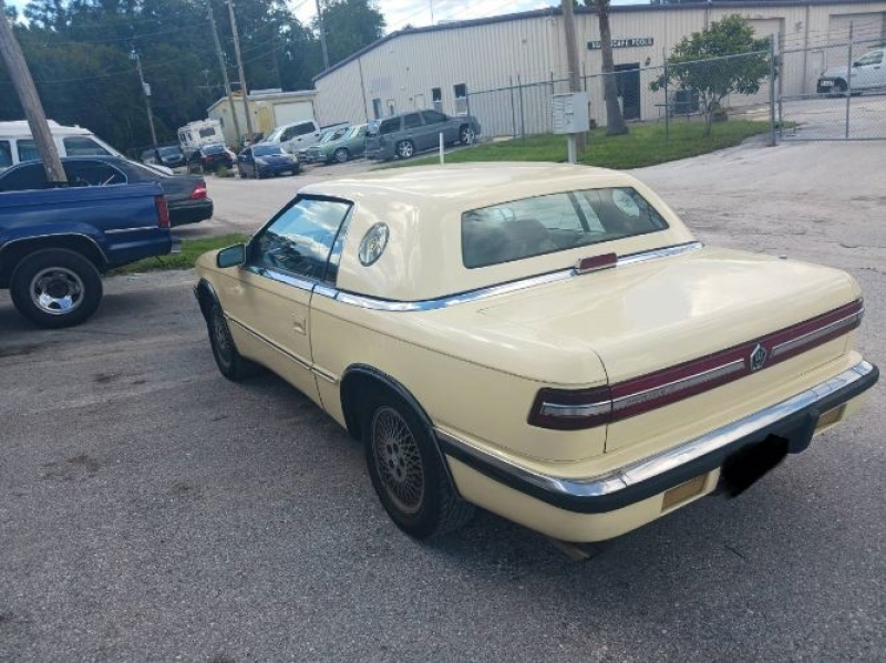 1989 Chrysler LeBaron