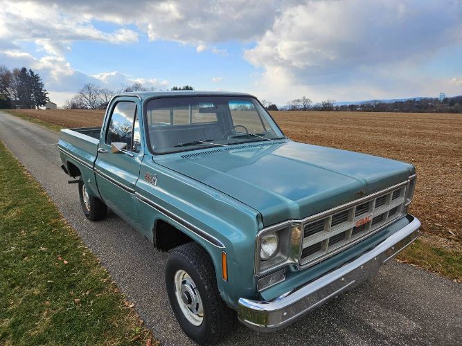 1977 GMC Sierra