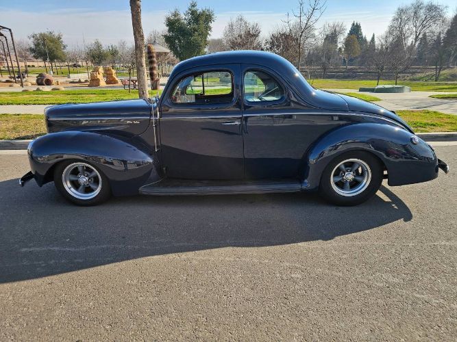 1940 Ford Deluxe