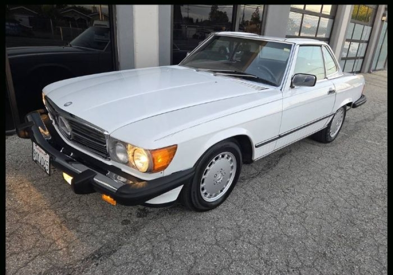 1987 Mercedes-Benz 560 SL